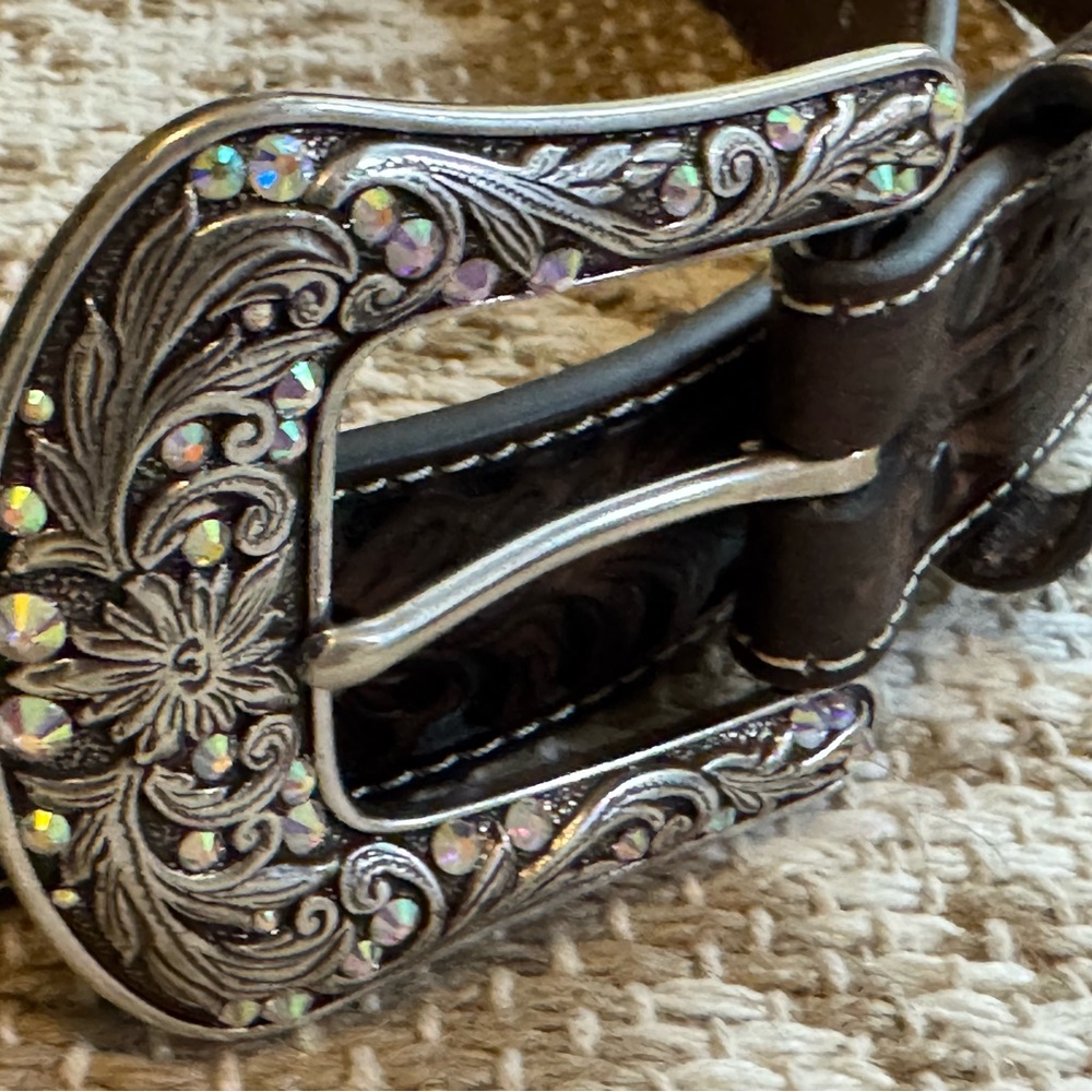 Ariat Brown Genuine Leather Belt with Silver Buckle and Swarovski Crystals - Picture 5 of 15